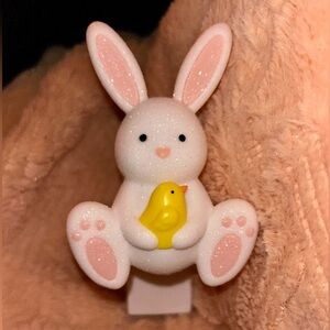 BBW Glittery Easter Bunny with Chick Wallflower Plug